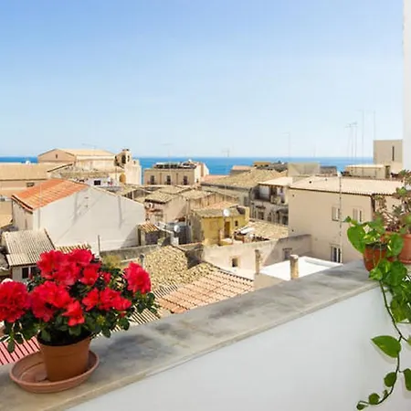 Ortigia Apartment Апартаменты *